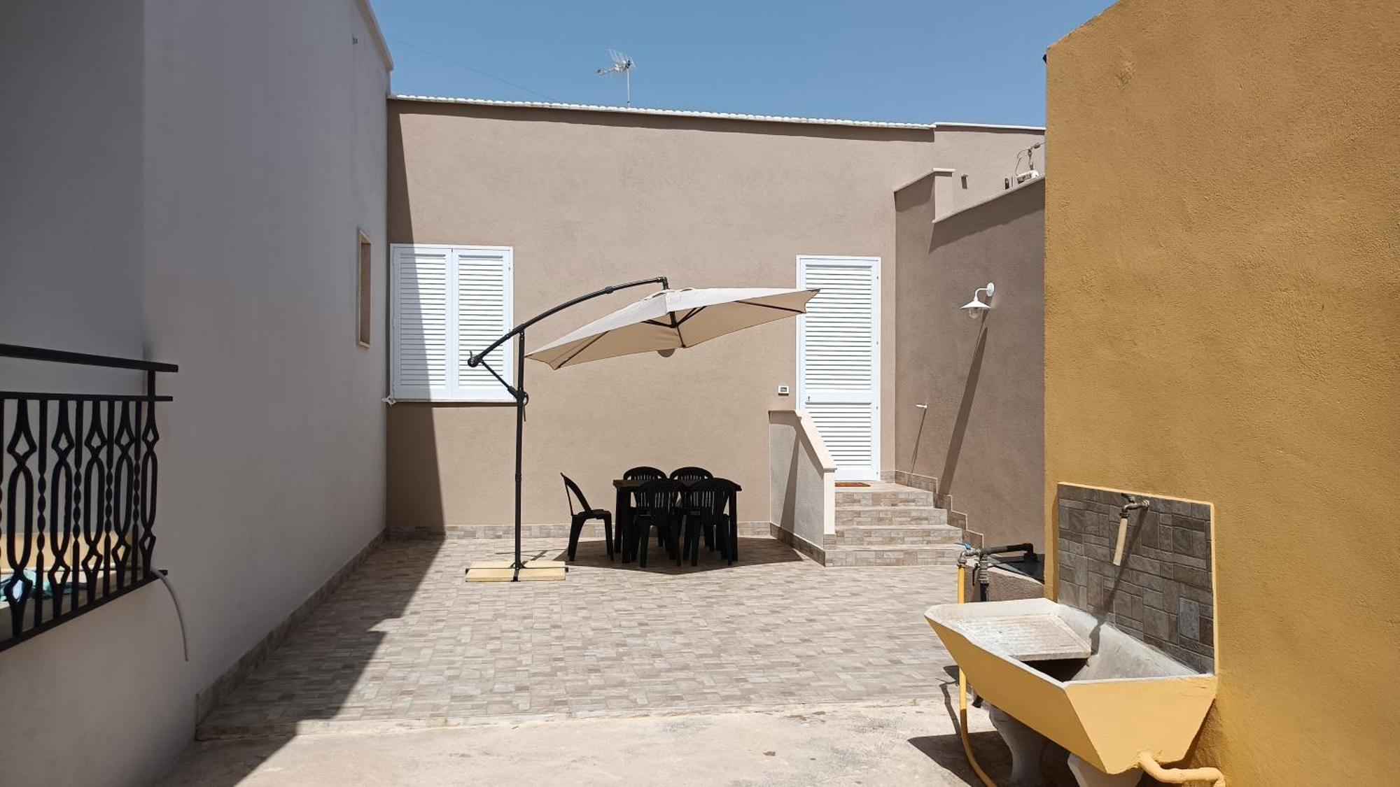 Scirocco E Maestrale Vila Petrosino Exterior foto